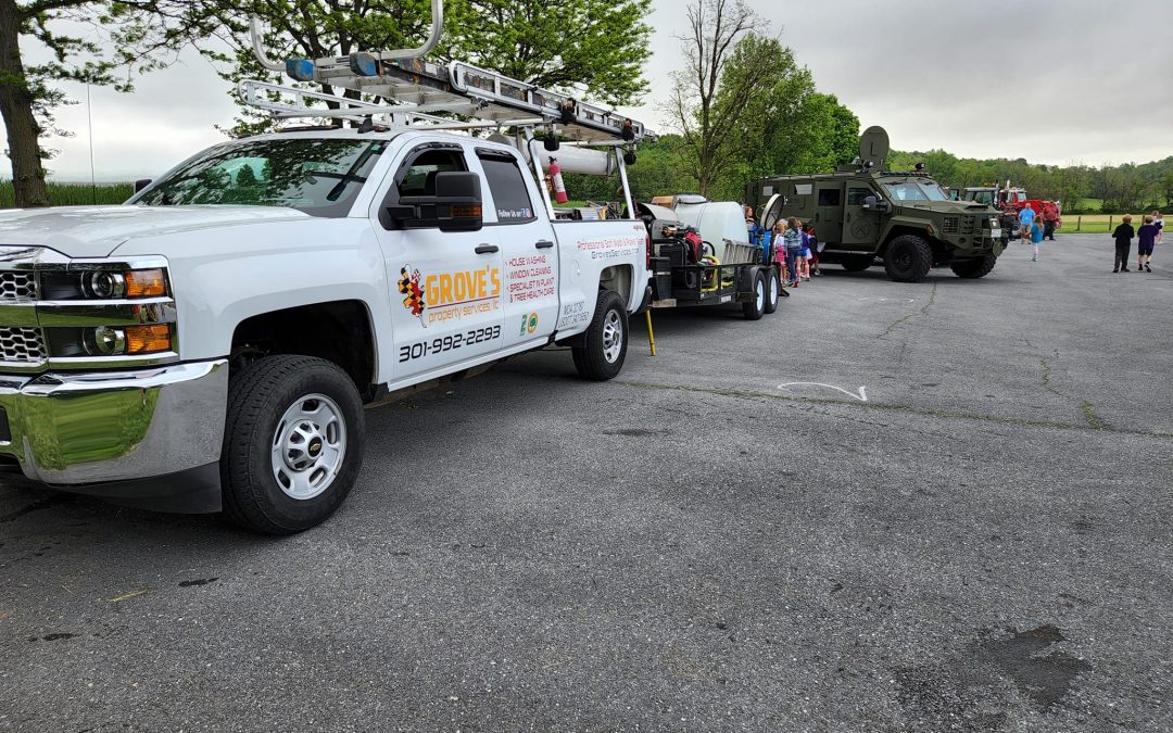 Experience Top-Notch Window Cleaning Services in Hagerstown, MD with Grove’s Property Services